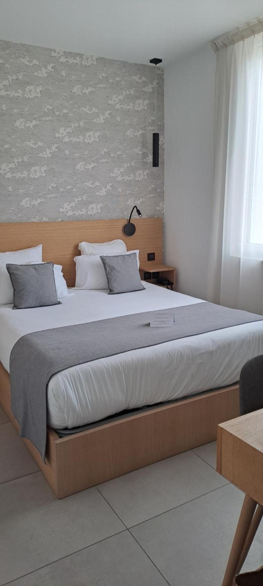 Hotel L'Albatros 圣特罗让莱班 外观 照片